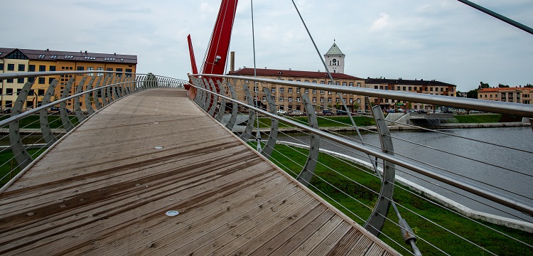 玩具檢測(cè)童車(chē)檢測(cè)兒童箱包檢測(cè)兒童鞋子檢測(cè)?兒童玩具檢測(cè)中不能忽視的問(wèn)題?健明迪