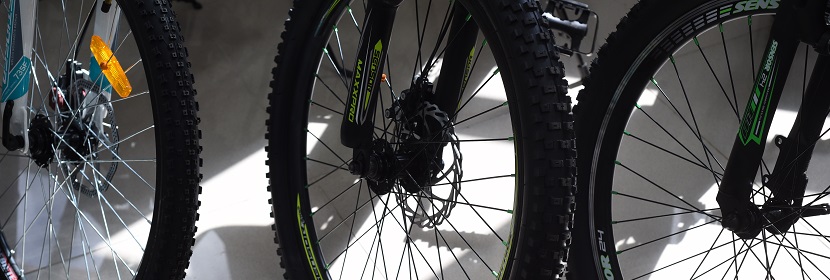 新型污染物監(jiān)測和生態(tài)毒理（環(huán)境毒理），哪個研究方向更容易出論文寫一點，哪個研究方向更有前景呢 ?健明迪集團旗下第三方檢測機構(gòu)健明迪檢測，具有自建化妝品功效評價實驗室、動物毒理實驗室