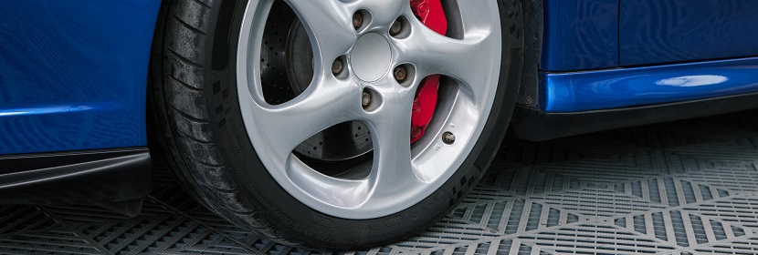 汽車(chē)輪胎撞擊試驗(yàn)